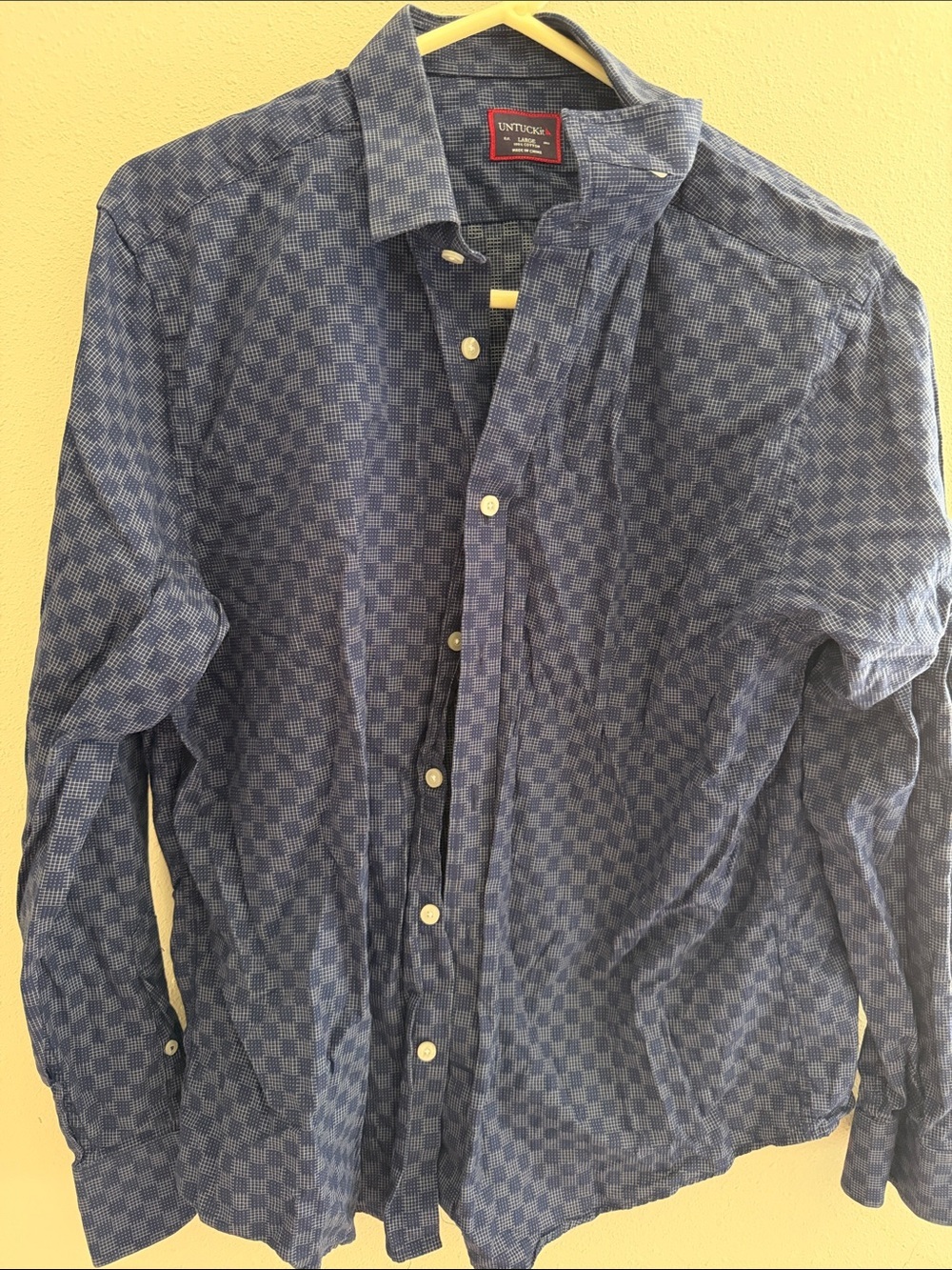 UNTUCKit Men's Navy Blue Checkered Long-Sleeve Button-Down Shirt
